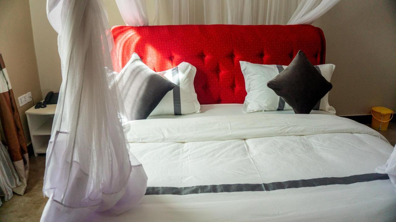 Elanacha Hotel อารูชา ภายนอก รูปภาพ