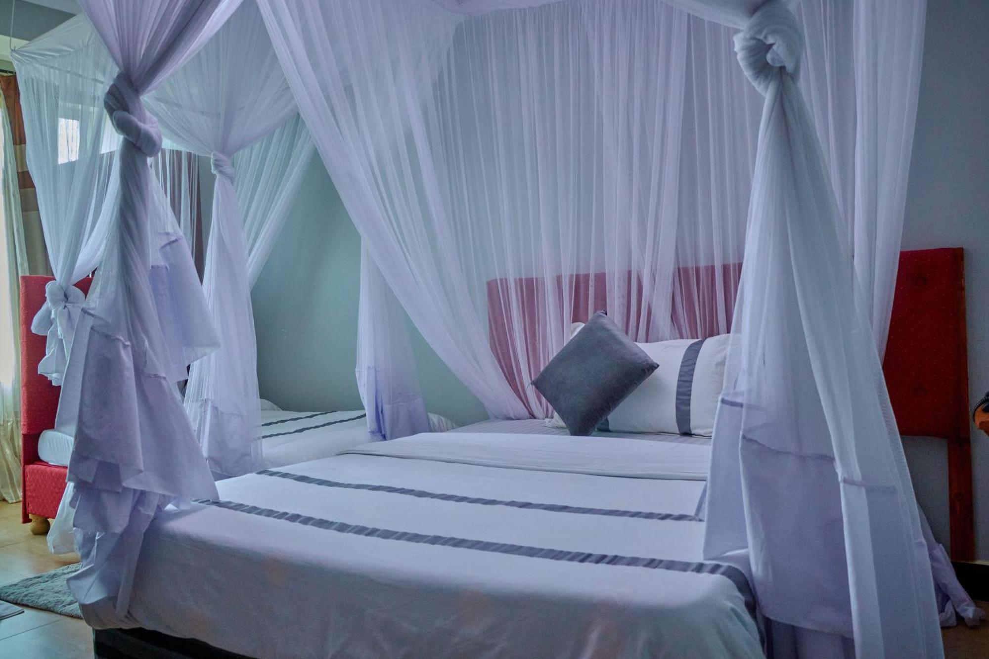 Elanacha Hotel อารูชา ภายนอก รูปภาพ