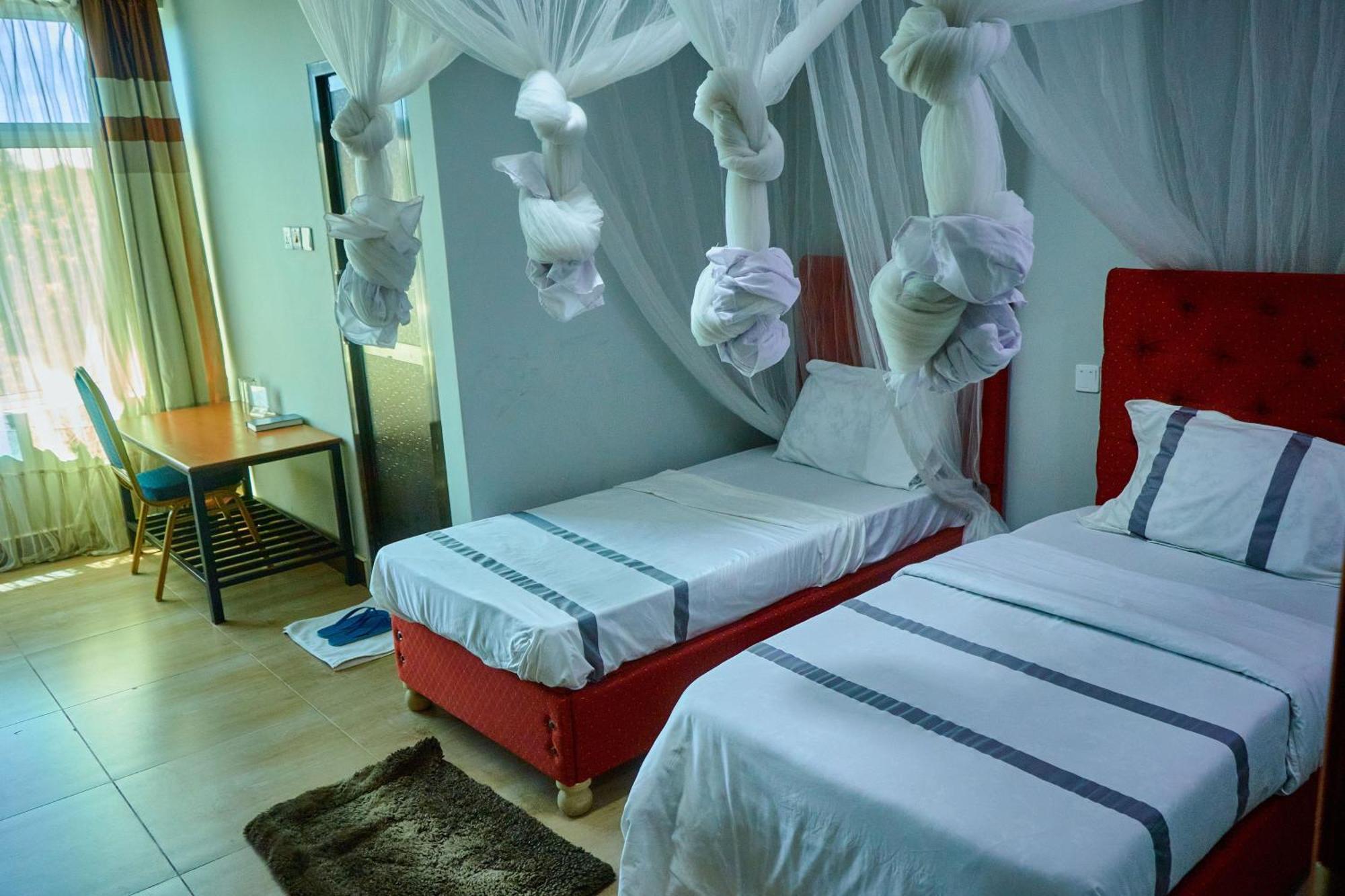 Elanacha Hotel อารูชา ภายนอก รูปภาพ