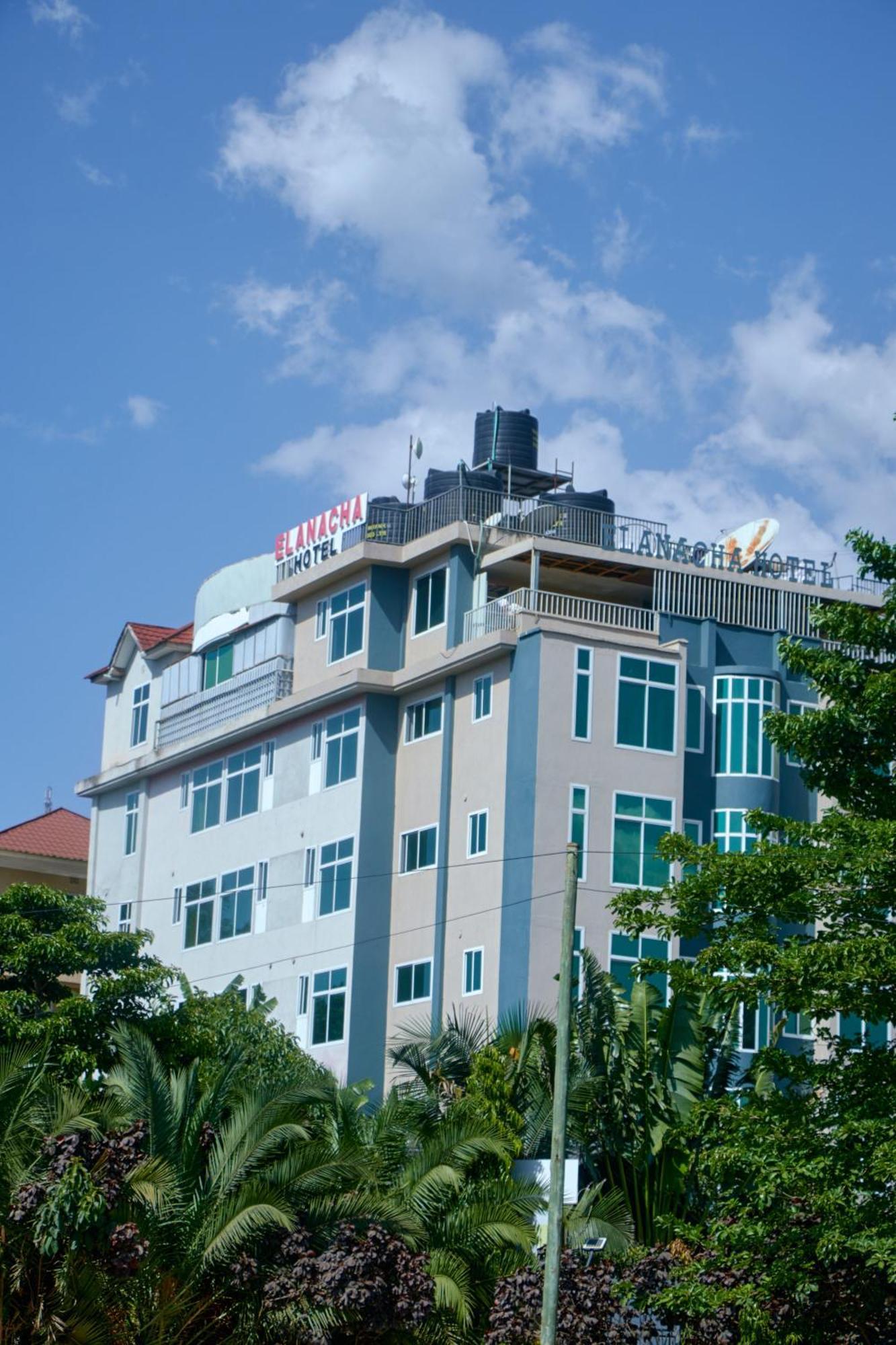 Elanacha Hotel อารูชา ภายนอก รูปภาพ