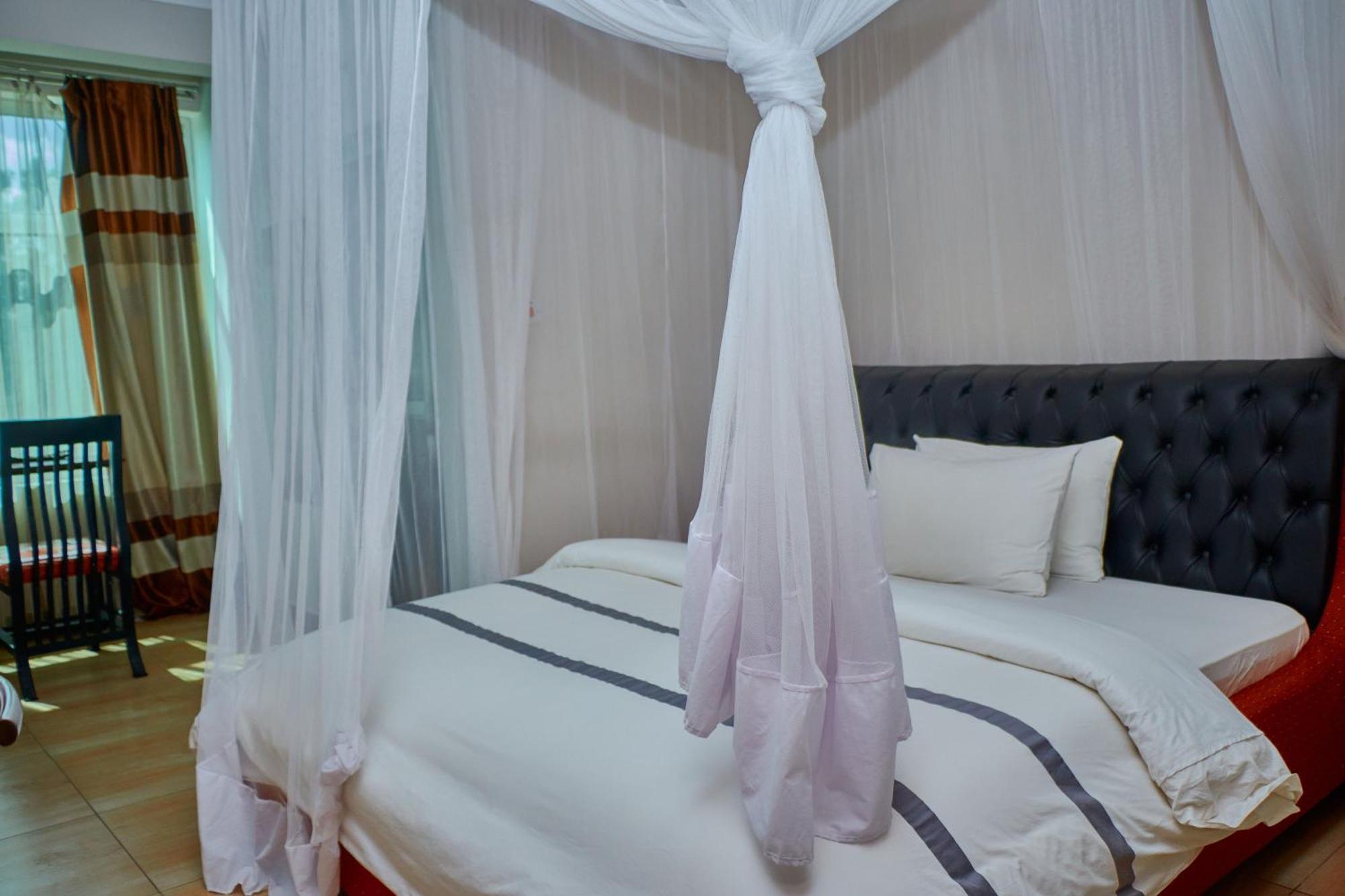 Elanacha Hotel อารูชา ภายนอก รูปภาพ